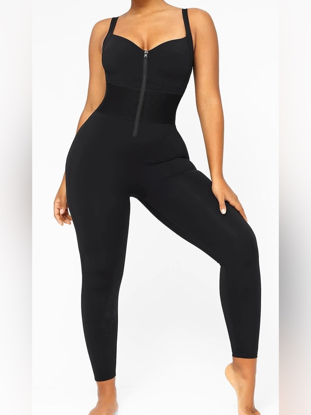 Shapellx AirSlim
ElasticFuse Waistband Shaping
Jumpsuit.